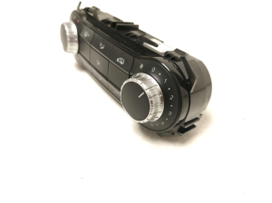 Mercedes Benz B-Class 246 (2011–2017) Heater control panel A2469002208 - 3