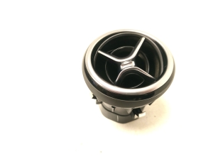 Mercedes Benz B-Class 246 (2011–2017) Dashboard air vent grilles A2468304100 - 3