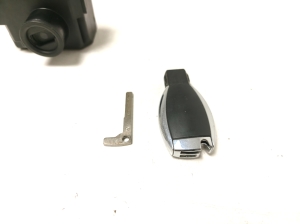 Mercedes Benz B-Class 246 (2011–2017) Ignition switch A2469050802 - 3