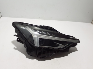 Headlight - 31698077