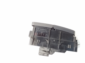 Mercedes Benz C-Class 204 (2007–2014) Door lock/unlock switch A2048706310 - 2