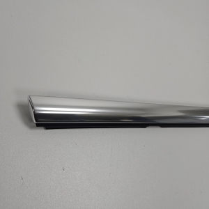 Mercedes Benz EQE V295 (2022–2026) Esiukse liist A295720300064 - 4
