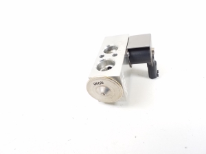 BMW 2 SERIES F45 (2014–2026) Klimaschlauch Ventil 6845414 - 3