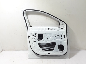 RENAULT Austral (2022–2026) Front door 801131038R - 3