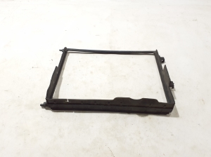 Déflecteur d’air de radiateur - 215599143R