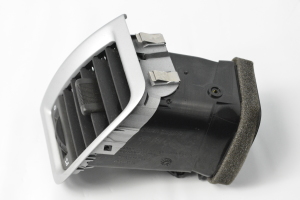 Skoda Fabia MK 2 (2007–2014) Dashboard air vent grilles 5J0819701 - 3