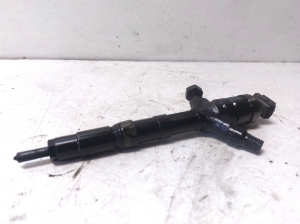 TOYOTA Corola Verso R1 (2004–2009) Kütusepihusti 236700G010 - 3