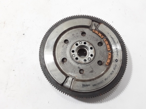 Clutch flywheel - 123108048R