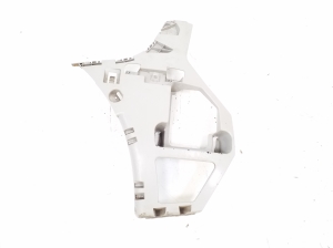 Rear bumper bracket - 8057909