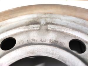 Mercedes Benz EQE V295 (2022–2026) Tagumine piduriketas A2974230500 - 2