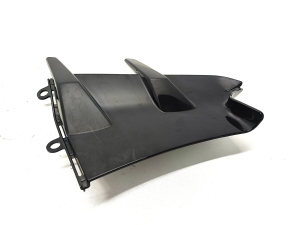 BMW i4 G26 (2022–2026) Esiporitiiva muu osa 8081708 - 2
