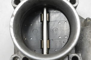 BMW 1 SERIES E81 (2007–2012) Boîtier papillon 7561067 - 4