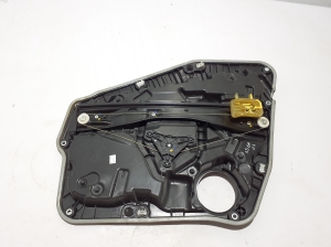 BMW X3 G01 (2017–2026) Rear side door window regulator - 2