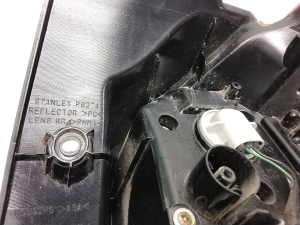Mitsubishi ASX (2010–2026) Hintere Eckleuchte und ihre Teile P9374 - 3