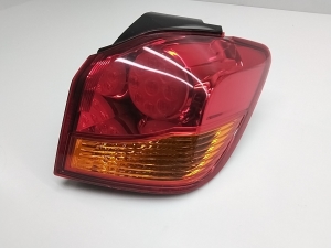 Mitsubishi ASX (2010–2026) Hintere Eckleuchte und ihre Teile P9372 - 2