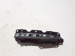 BMW X3 G01 (2017–2026) Front door glass switch 6847099 - 4