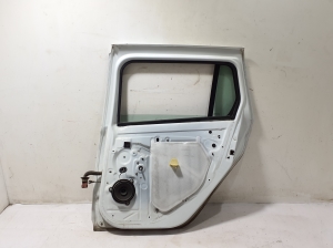 Dacia Logan II (2012–2026) Rear side doors 821009562R - 4