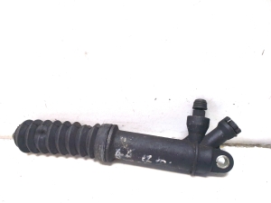 Kupplungsnehmerzylinder - 8K0721257A