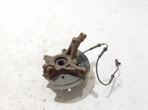 Dacia Logan II (2012–2026) Front wheel hub 400143444R - 2
