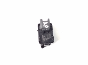BMW 2 SERIES F45 (2014–2026) Door lock/unlock switch 6801350 - 2