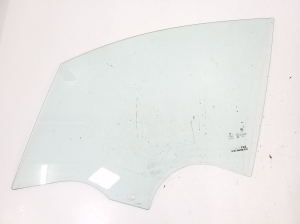 Front door glass - 7296391