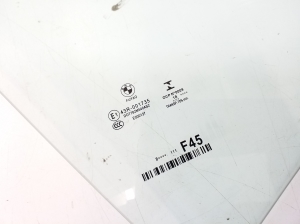 BMW 2 SERIES F45 (2014–2026) Priekšējo durvju stikls 7296392 - 2