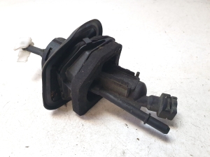 Ford Focus (1998–2005) Clutch slave cylinder - 4