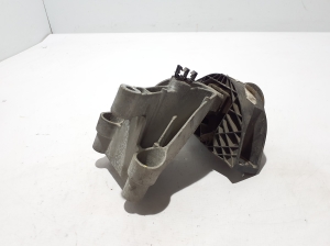 Dacia Logan II (2012–2026) Engine mount 112328191R - 3