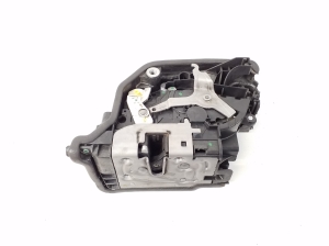 BMW 2 SERIES F45 (2014–2026) Front door lock 7281937 - 4