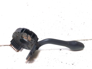 Volkswagen Caddy II (1995–2004) Turn signal switch - 4