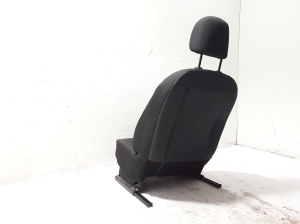 Dacia Logan II (2012–2026) Front seat and its parts - 2