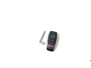 Mercedes Benz C-Class 205 (2014–2021) Ignition key - 3