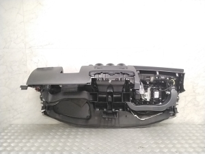 Mercedes Benz GLA-Class H247 (2019–2026) Armaturenbrett A2476803300 - 2