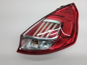 Ford Fiesta VI (2008–2017) Eckleuchte hinten C1BB13404BA - 3