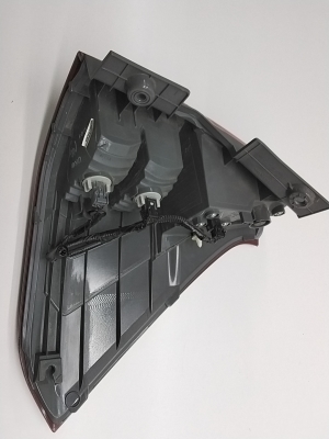 Honda CR-V (2016–2026) Hintere Eckleuchte und ihre Teile 5QHC1P4L8005 - 2