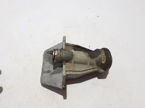 BMW X3 G01 (2017–2026) Front drive shaft bracket 8639382 - 3