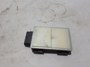   Pimeda nurga radar Distronic  - 7915643 