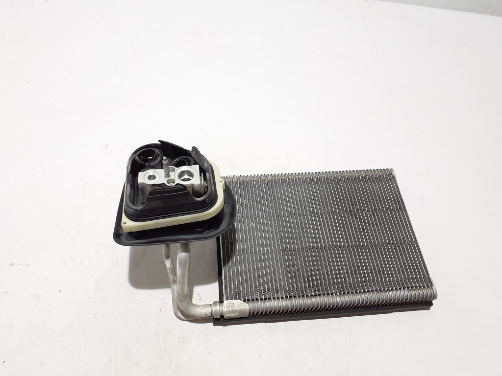 BMW X3 G01 (2017–2026) A/C evaporator 9382867 BMW X3 G01 (2017–2026) A/C evaporator 9382867