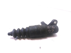 Clutch slave cylinder - 8E0721257A