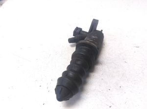 AUDI A6 C6 (2004–2011) Clutch slave cylinder 4F0721257 - 2