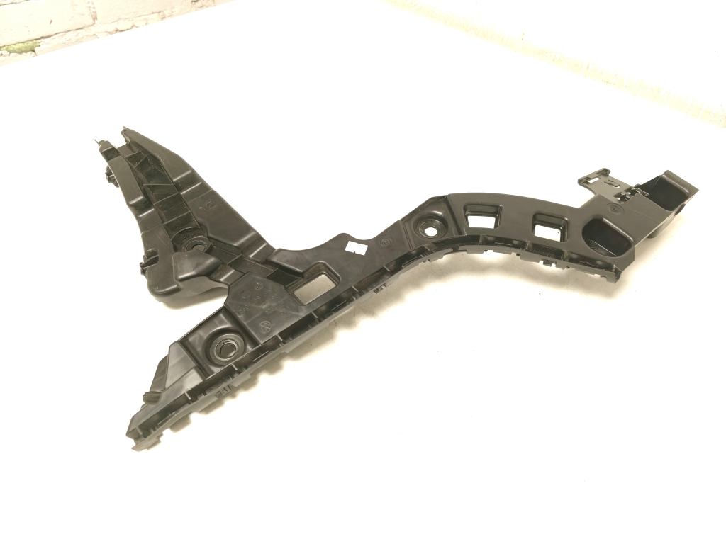 Volkswagen Golf VIII (2019–2026) Rear bumper bracket 5H9807394F Volkswagen Golf VIII (2019–2026) Rear bumper bracket 5H9807394F