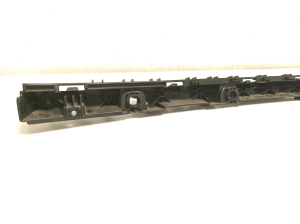 Volkswagen Golf VIII (2019–2026) Rear bumper bracket 5H9807863C - 3