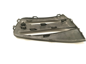 Volkswagen Golf VIII (2019–2026) Front bumper lower grille 5H0853665P - 4