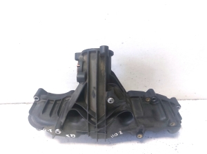 AUDI Q5 (2008–2017) Intake manifold 03L129711AF - 4