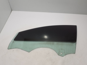 Front door glass - A2577251900