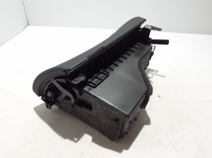 Mercedes Benz AMG GT AMG GT X290 (2018–2026) Glove box A2906801001 - 4