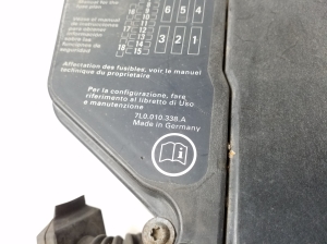 Porsche Cayenne (2002–2010) Sicherungskästen 7L0010338A - 4