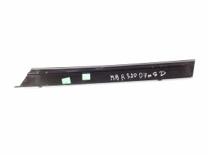Mercedes Benz R-Class 251 (2006–2017) Rear quarter window outer molding A2516700687 - 5