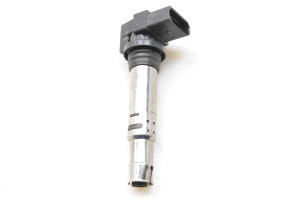 Volkswagen Golf V (2003–2009) Zündspule 0986221023 - 2