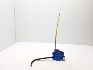 Rear side door lock - 51884141